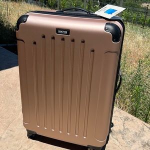Pink Pearl 28” Kenneth Cole Suitcase